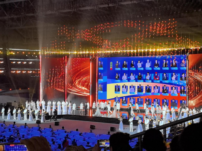 /index/ttxw/宁夏日报：让能力成长跟上时代的脚步！宁医大学子勇夺全国职业规划大赛金奖/